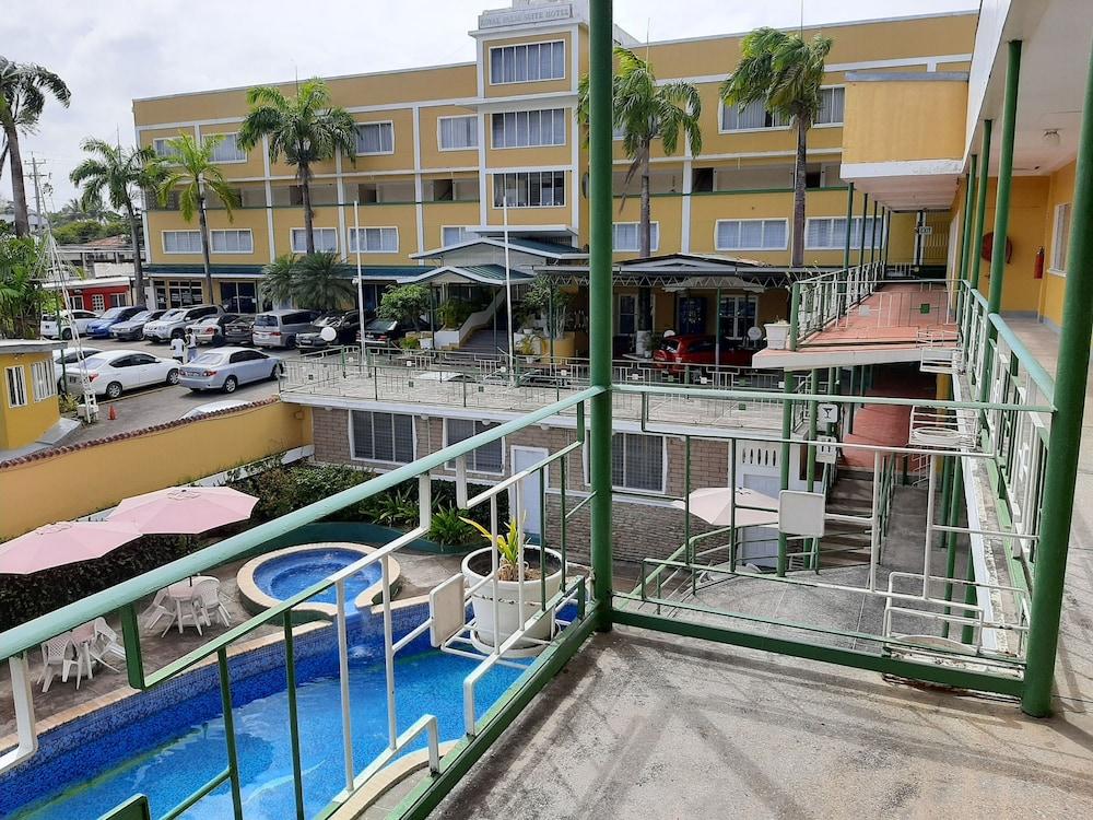 Royal Palm Suite Hotel Dibe Dış mekan fotoğraf